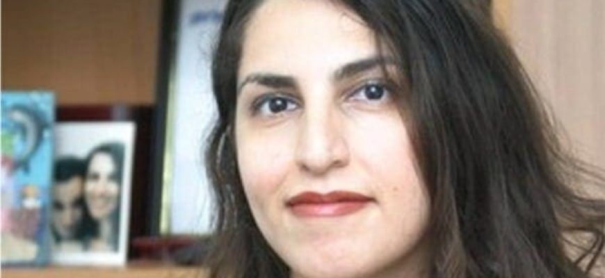 קתי ג'ורג'י-סמואל<br>מנהלת הדרכה ושיווק